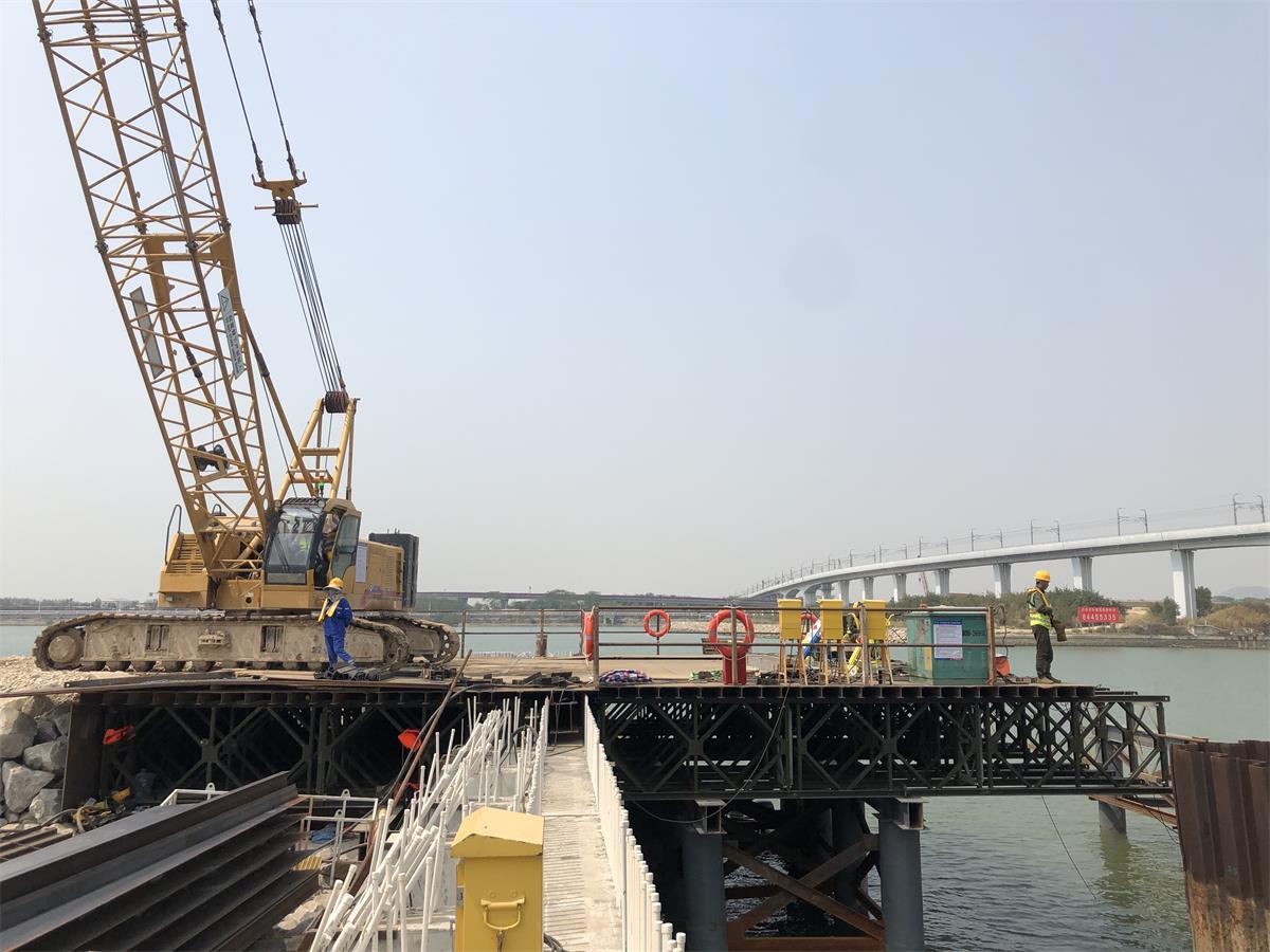 湖南浩潤路橋機(jī)械有限公司,郴州公路鋼橋設(shè)計(jì)制造加工,郴州鋼管樁橋梁設(shè)計(jì)制造加工 湖南浩潤路橋機(jī)械有限公司,郴州公路鋼橋設(shè)計(jì)制造加工,郴州鋼管樁橋梁設(shè)計(jì)制造加工